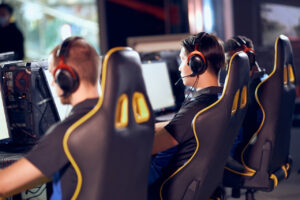 Zakaz konkurencji w branży esportowej min