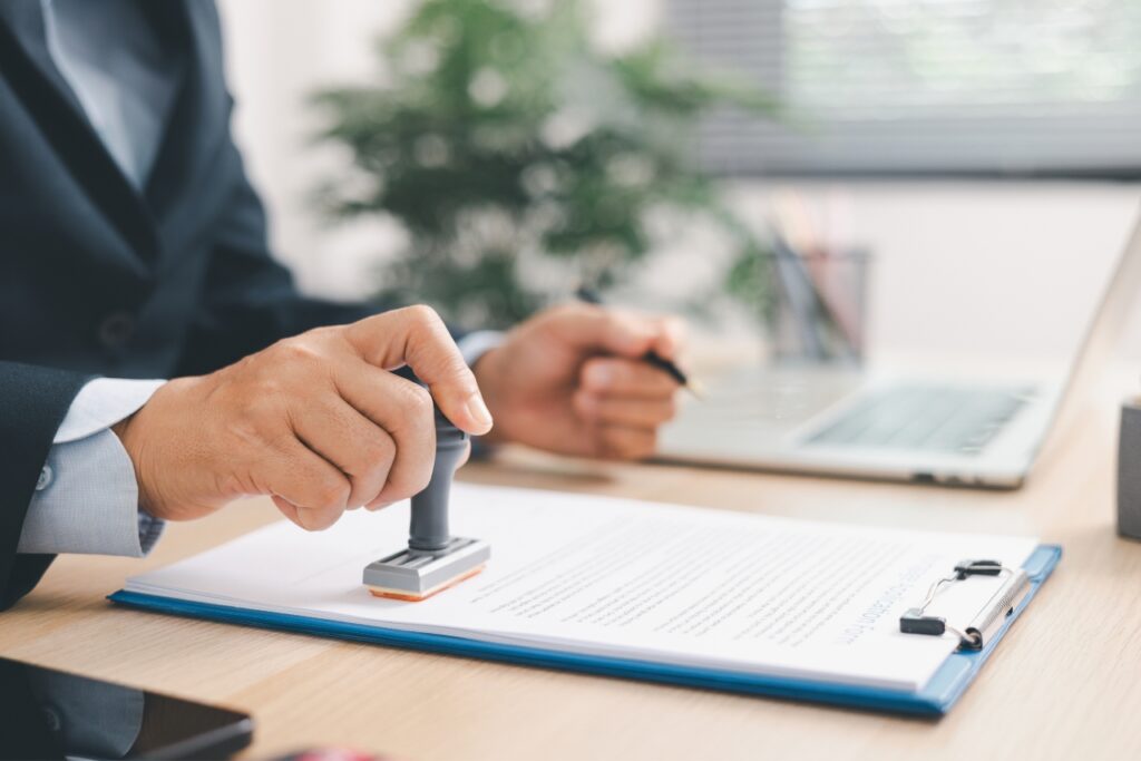 Umowa cywilnoprawna a etat